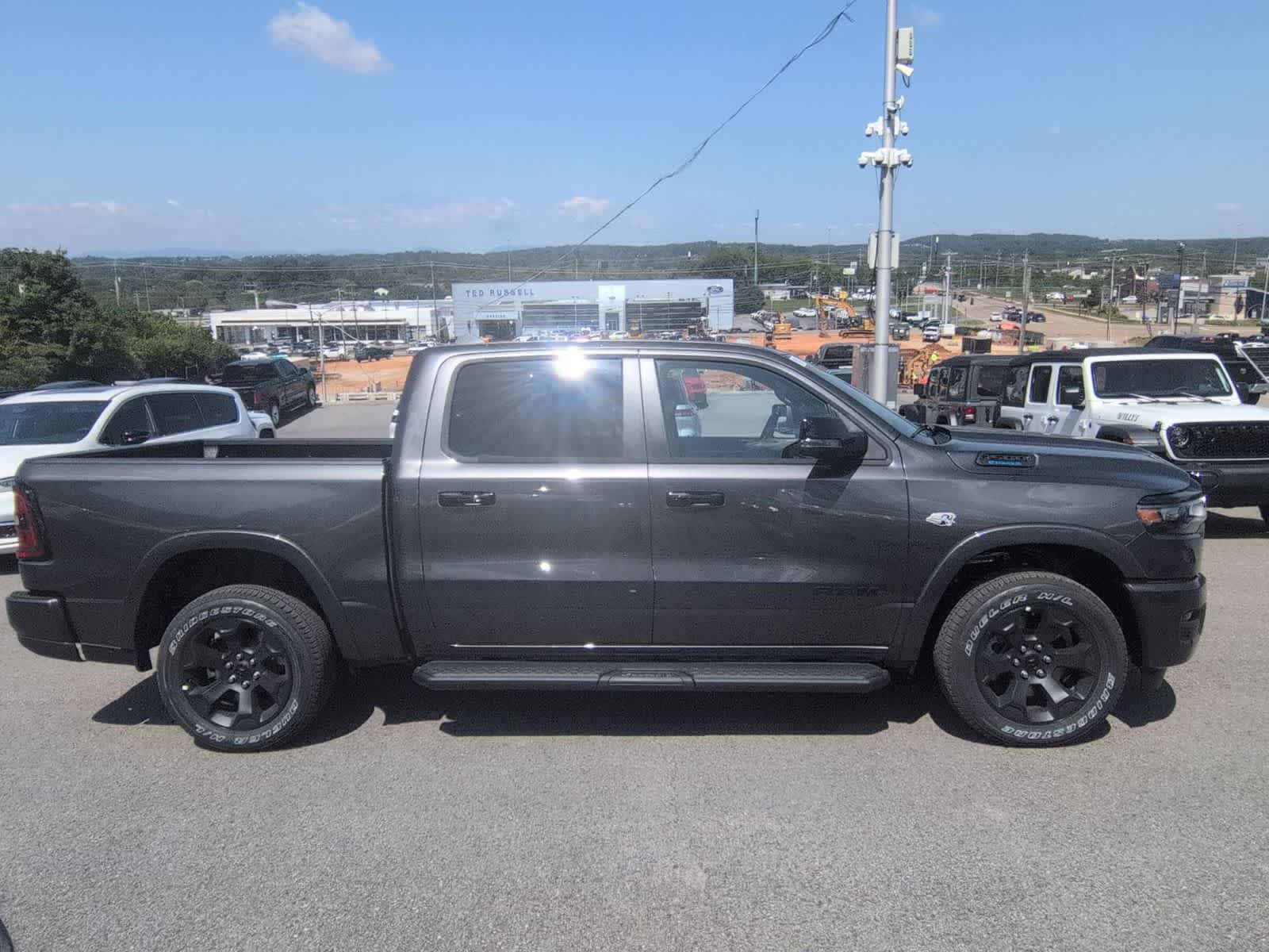 2026 RAM 1500 RAM 1500 BIG HORN CREW CAB 4X4 5'7' BOX