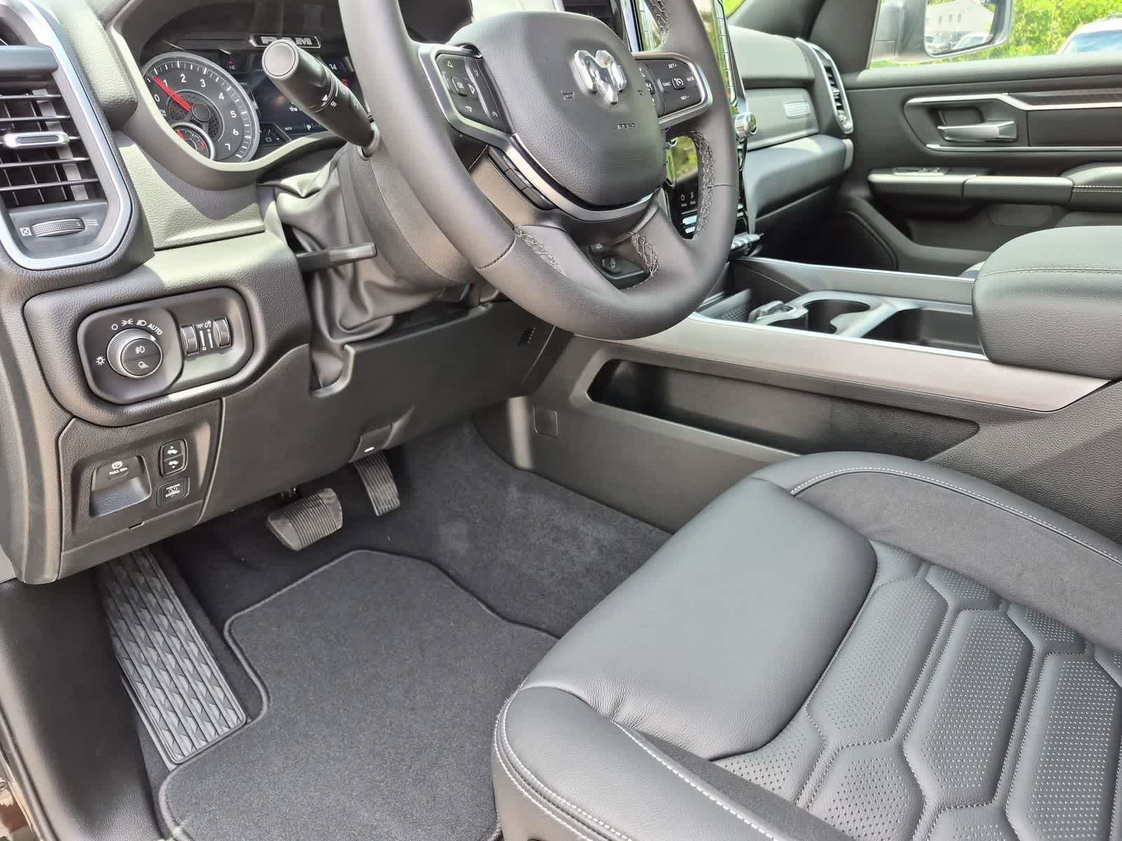 2026 RAM 1500 RAM 1500 BIG HORN CREW CAB 4X4 5'7' BOX