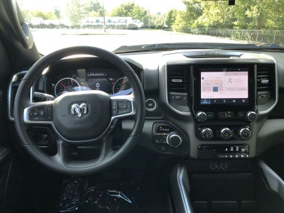 2026 RAM 1500 Express Crew Cab 4x4 5'7' Box