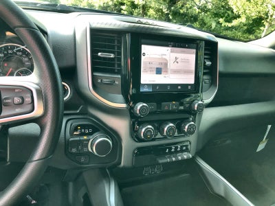 2026 RAM 1500 Express Crew Cab 4x4 5'7' Box