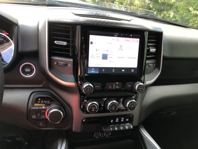 2026 RAM 1500 Express Crew Cab 4x4 5'7' Box