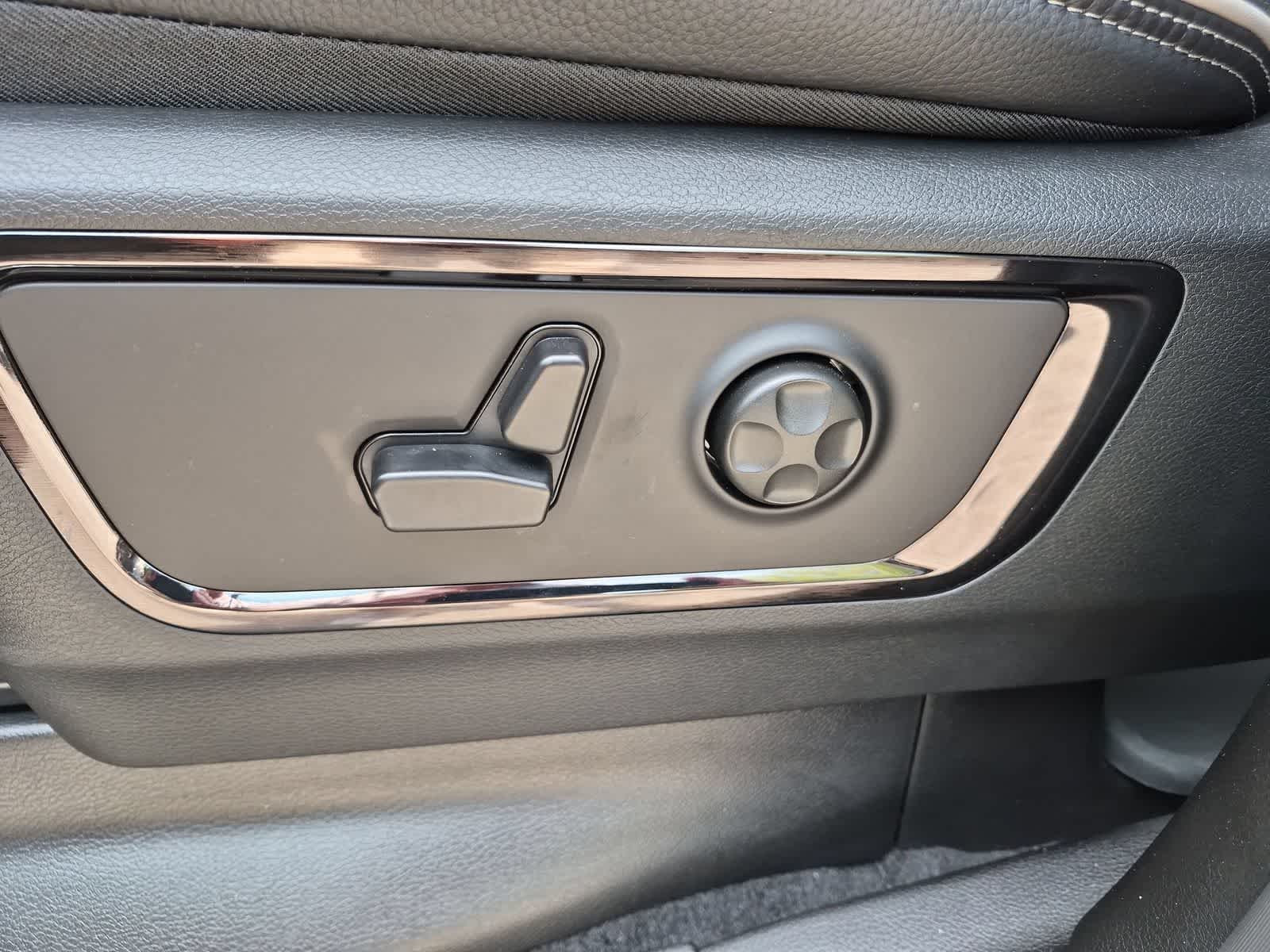 2026 RAM 1500 RAM 1500 LIMITED CREW CAB 4X4 5'7' BOX
