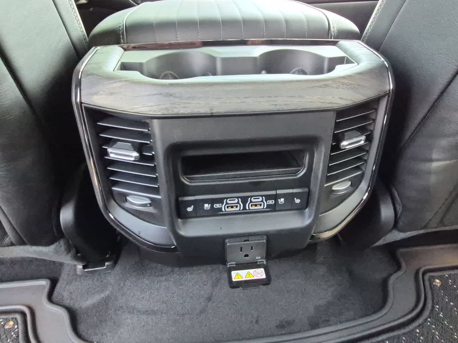 2026 RAM 1500 RAM 1500 LIMITED CREW CAB 4X4 5'7' BOX