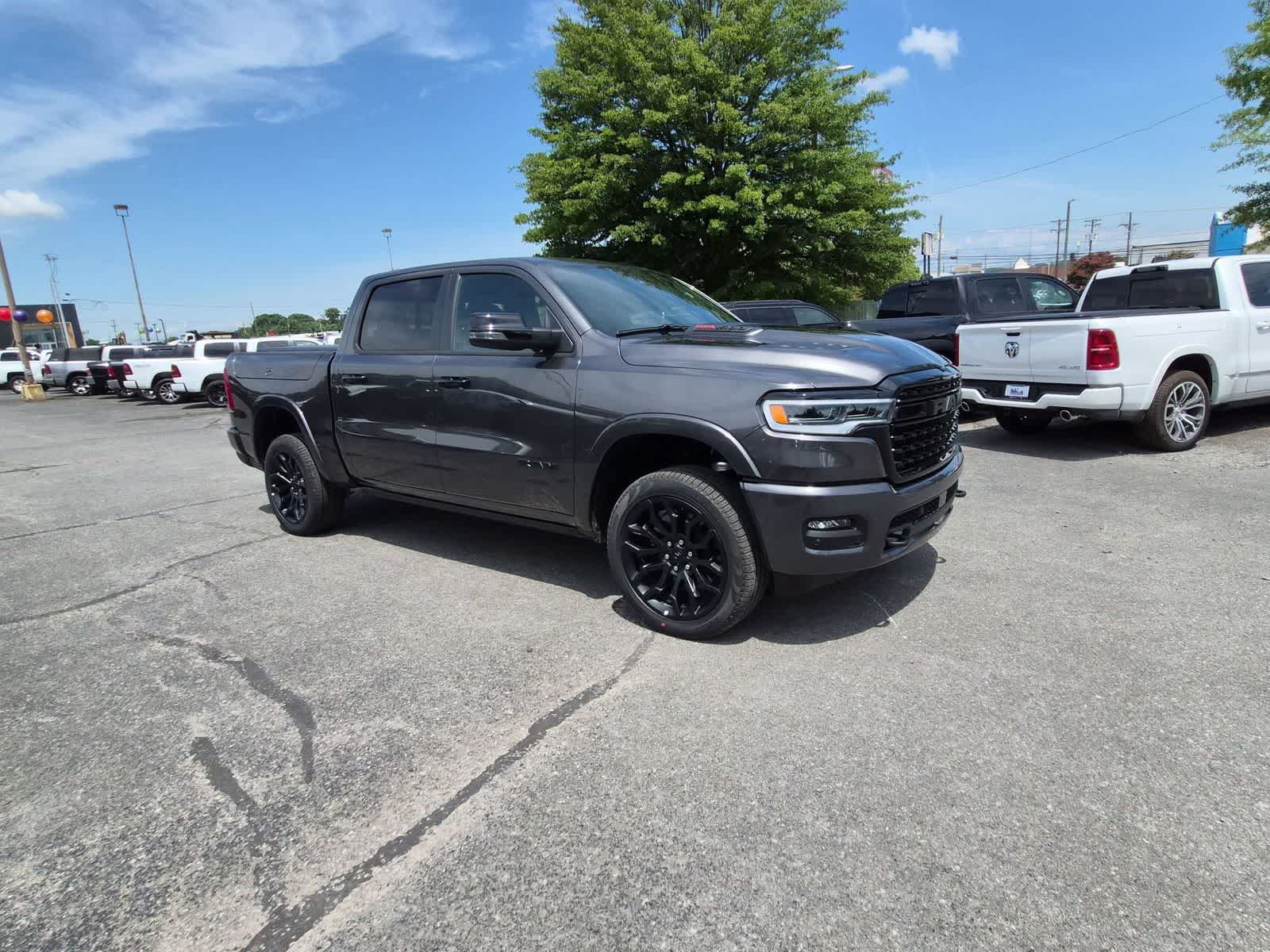 2026 RAM 1500 RAM 1500 LIMITED CREW CAB 4X4 5'7' BOX