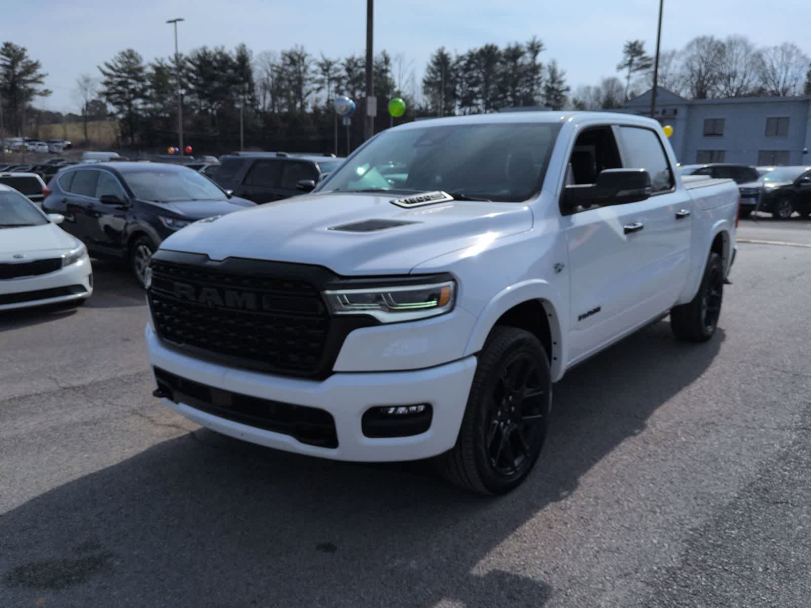 2026 RAM 1500 RAM 1500 LIMITED CREW CAB 4X4 5'7' BOX