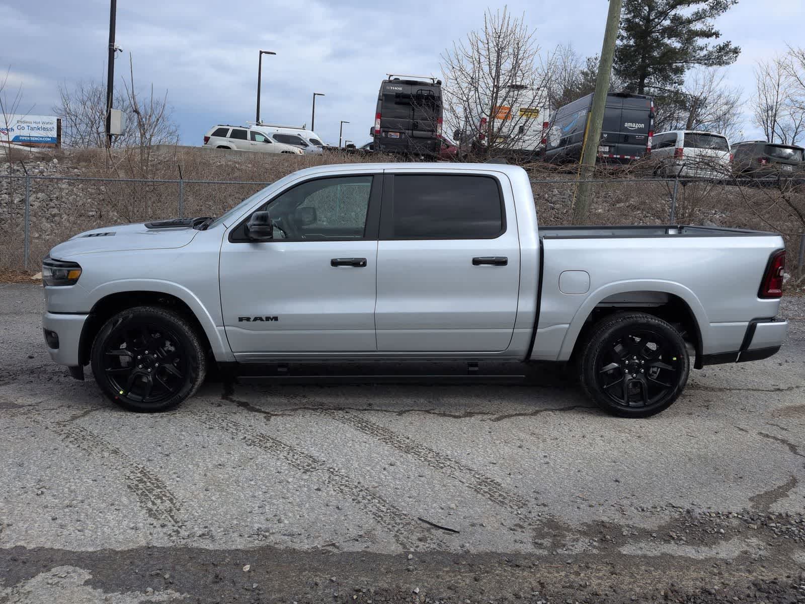 2026 RAM 1500 RAM 1500 LARAMIE CREW CAB 4X4 5'7' BOX