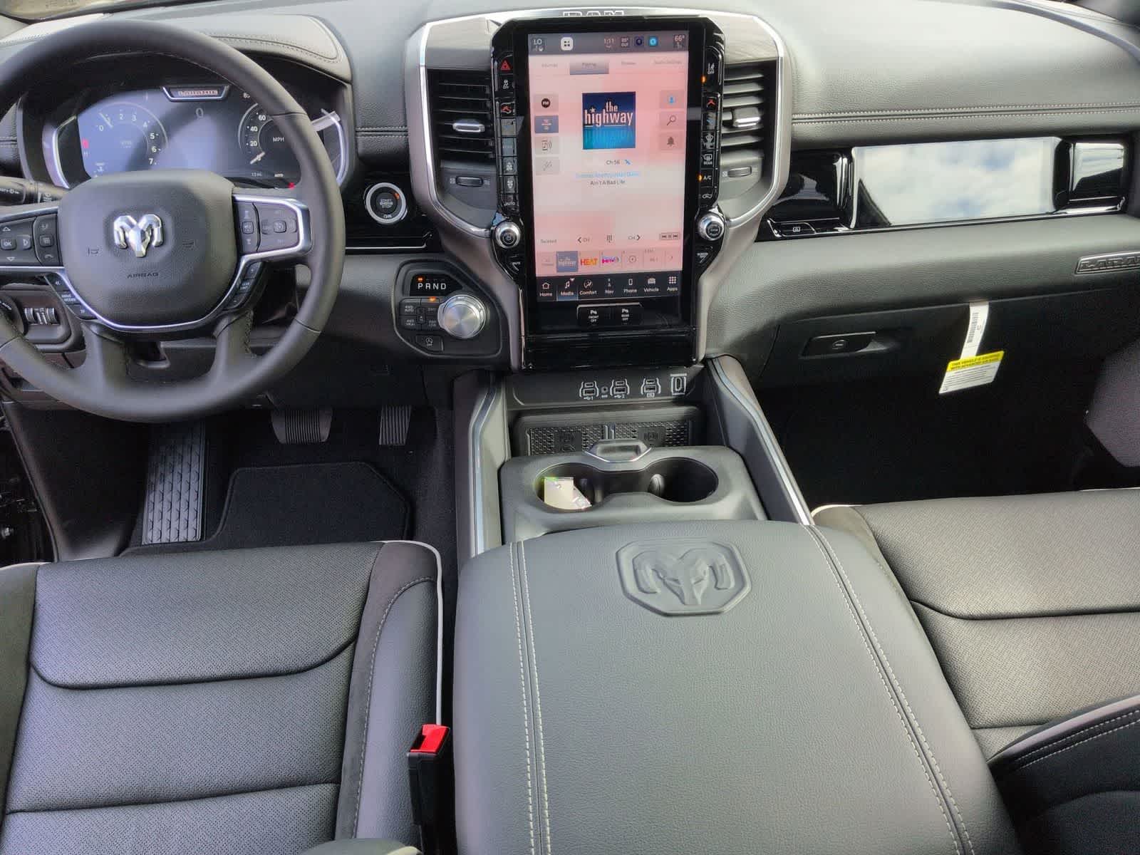 2026 RAM 1500 RAM 1500 LARAMIE CREW CAB 4X4 5'7' BOX