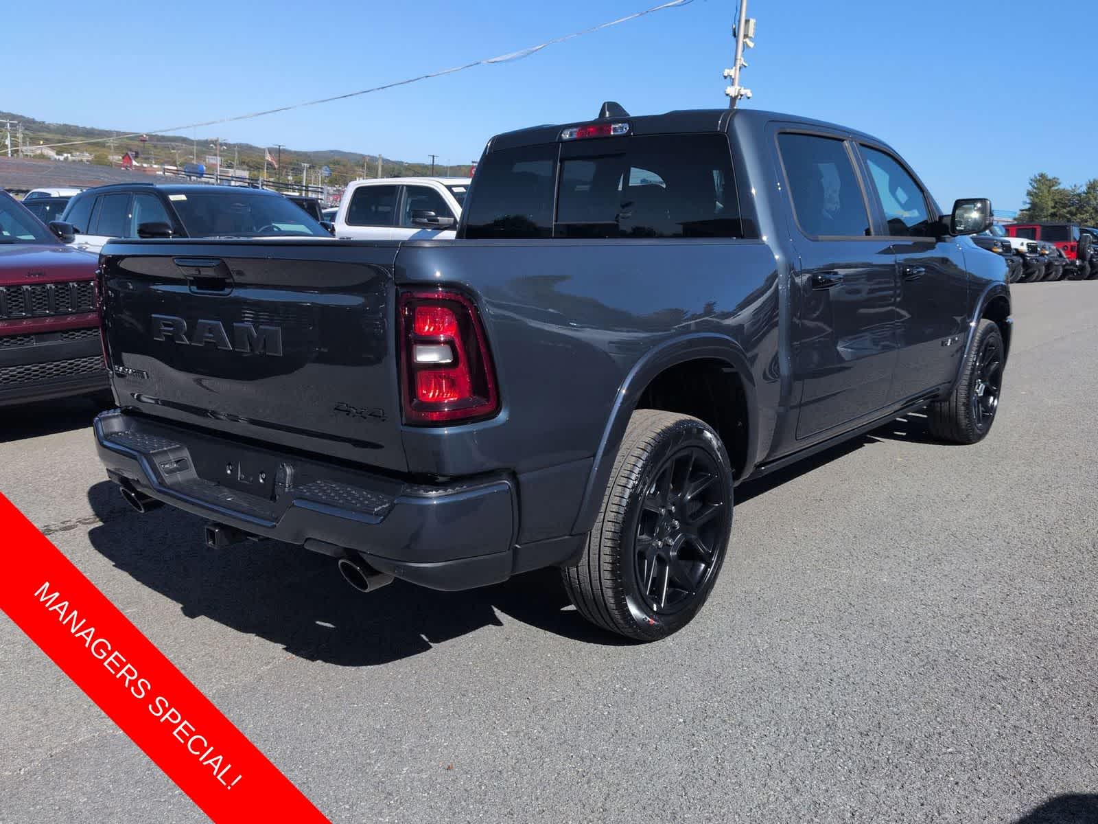 2026 RAM 1500 RAM 1500 LARAMIE CREW CAB 4X4 5'7' BOX