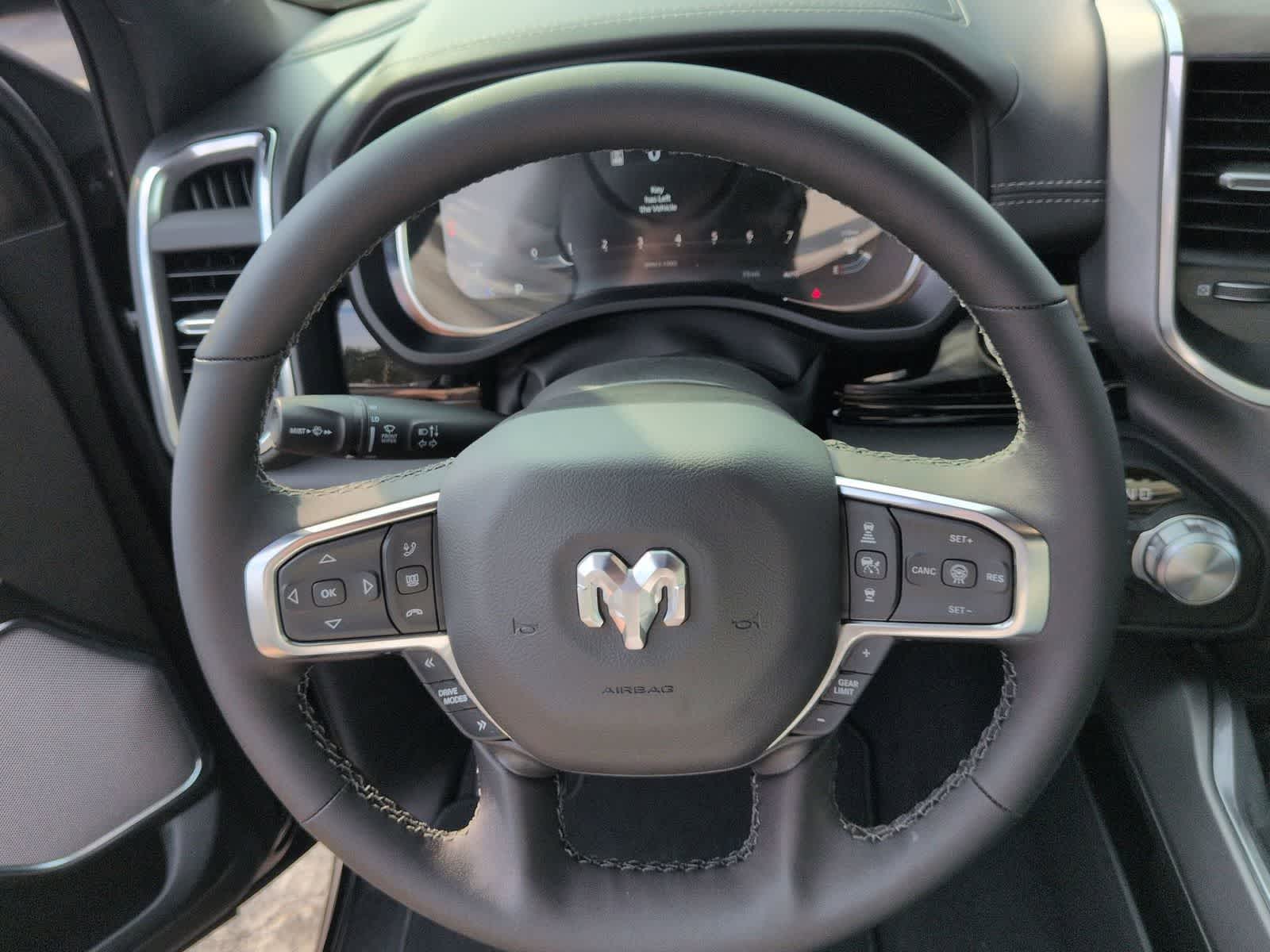 2026 RAM 1500 RAM 1500 LARAMIE CREW CAB 4X4 5'7' BOX