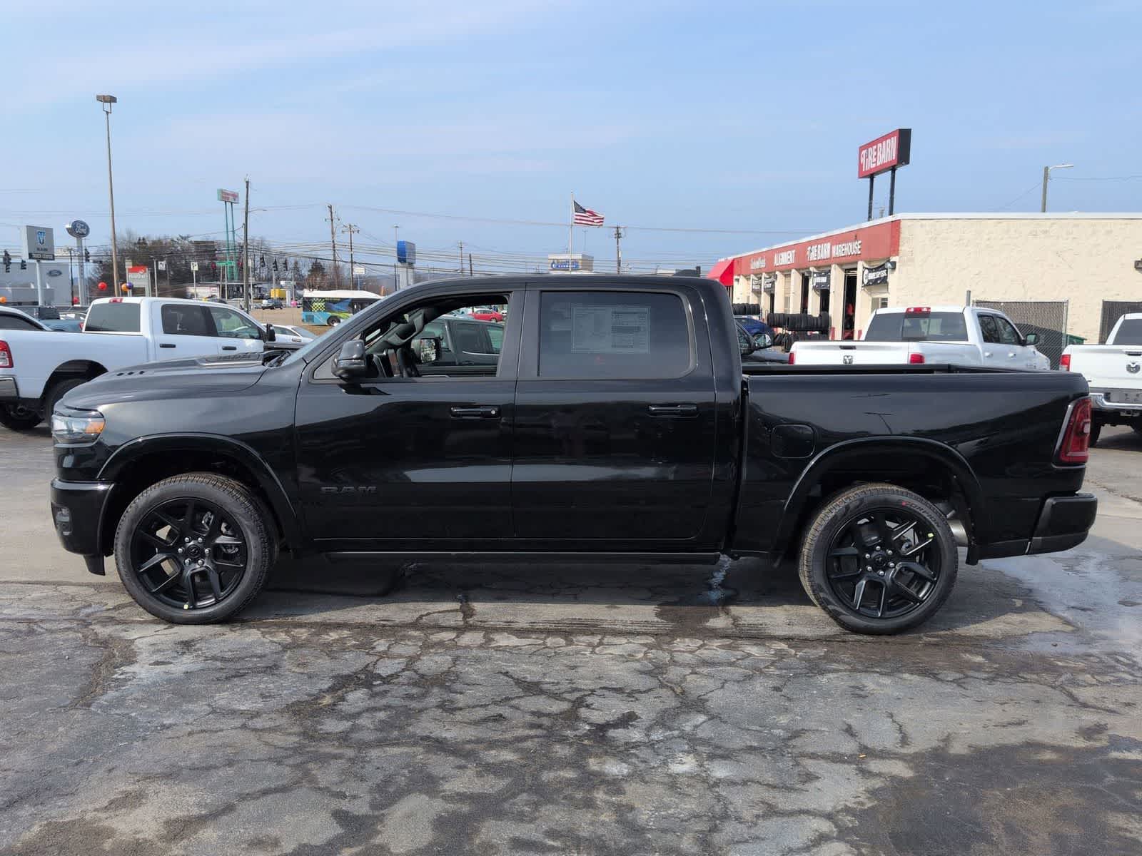 2026 RAM 1500 RAM 1500 LARAMIE CREW CAB 4X4 5'7' BOX