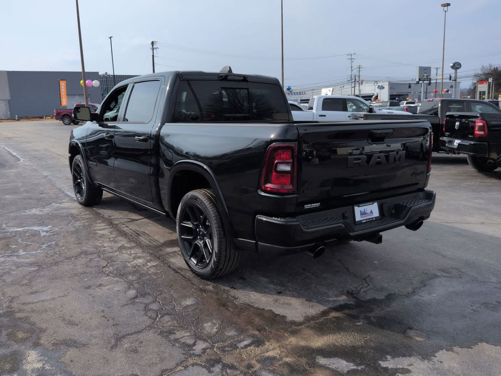 2026 RAM 1500 RAM 1500 LARAMIE CREW CAB 4X4 5'7' BOX