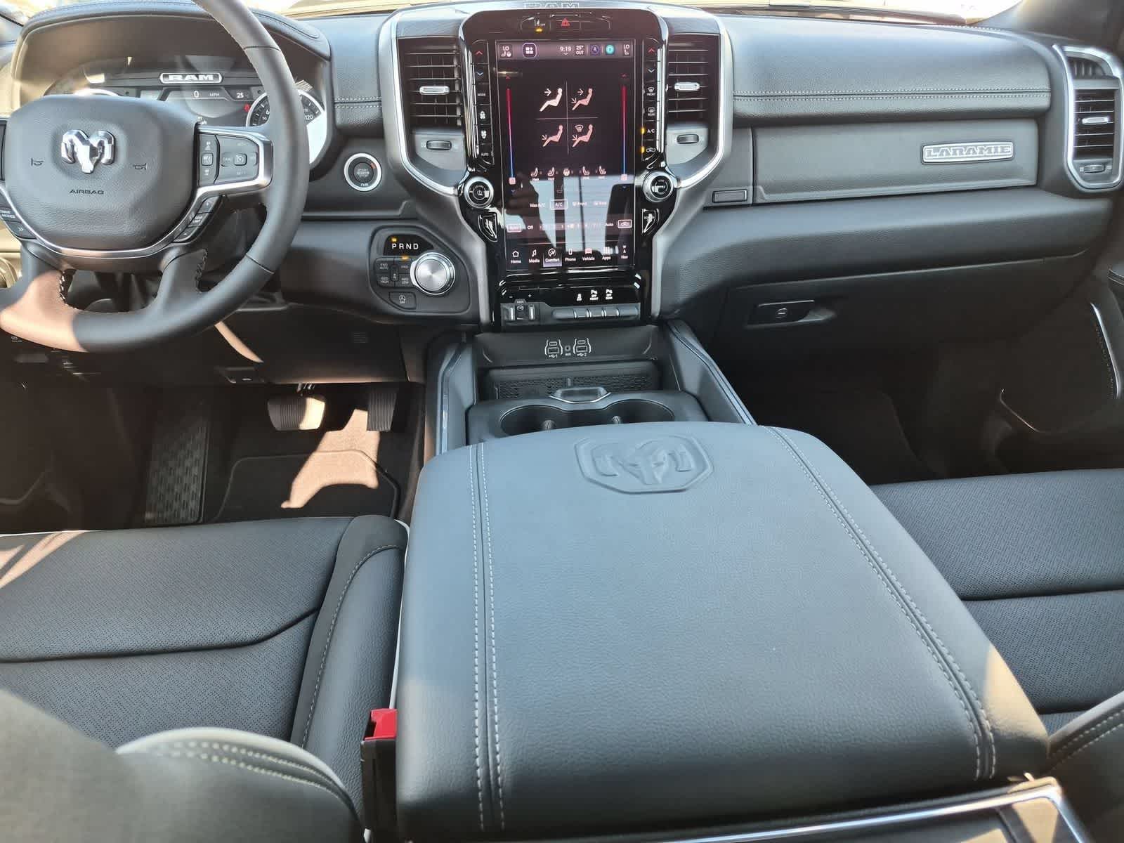 2026 RAM 1500 RAM 1500 LARAMIE CREW CAB 4X4 5'7' BOX