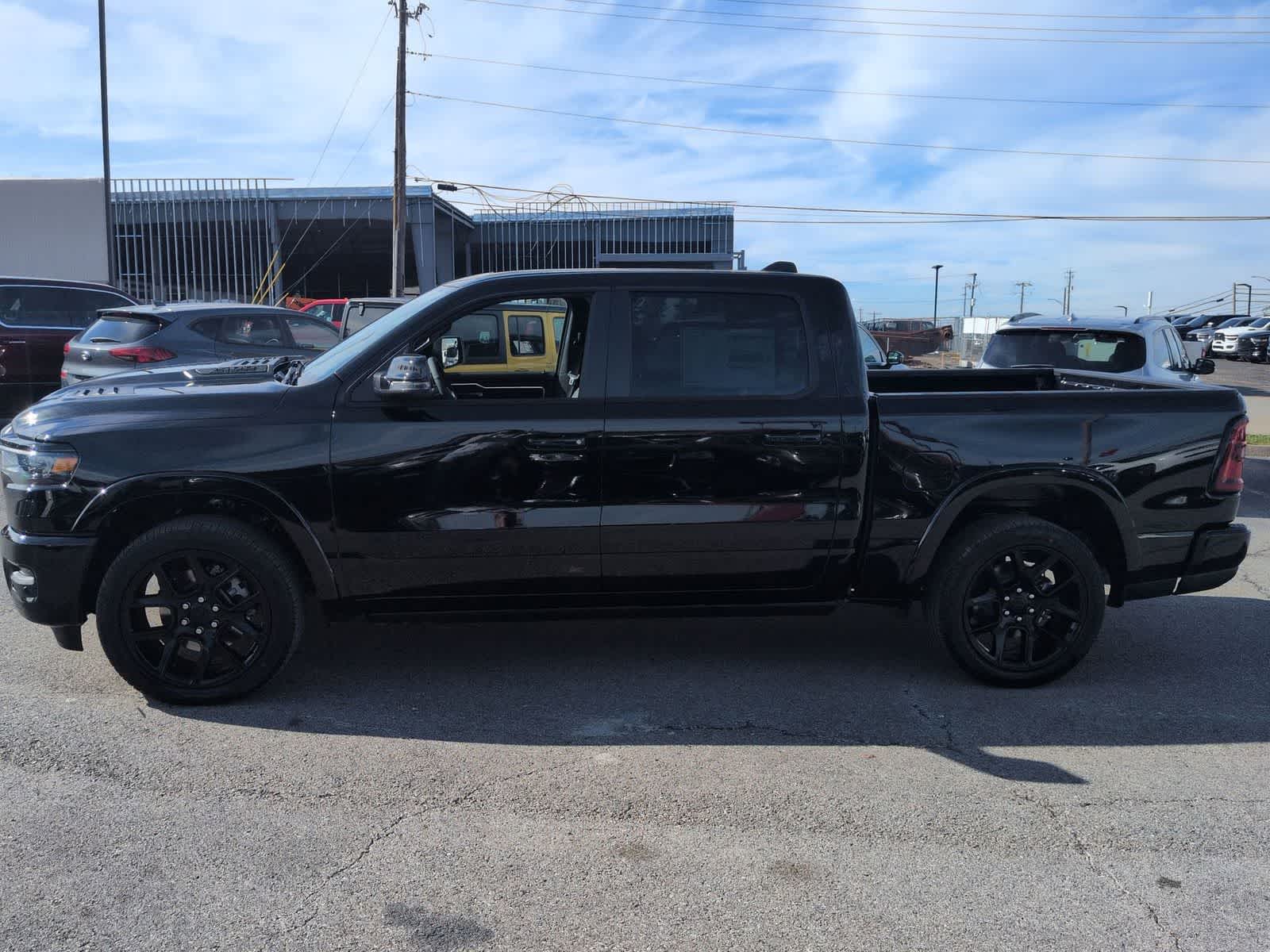 2026 RAM 1500 RAM 1500 LARAMIE CREW CAB 4X4 5'7' BOX