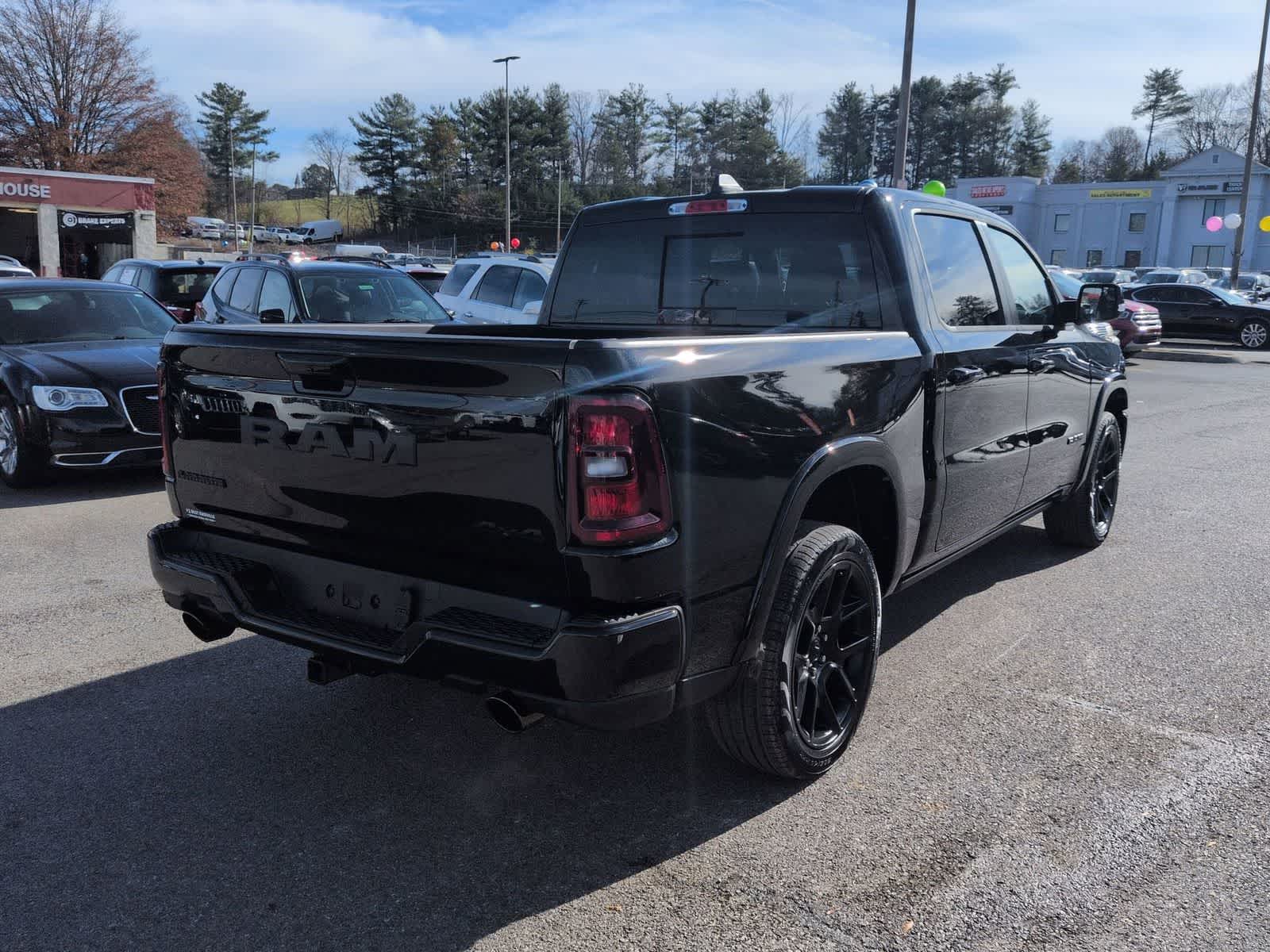 2026 RAM 1500 RAM 1500 LARAMIE CREW CAB 4X4 5'7' BOX