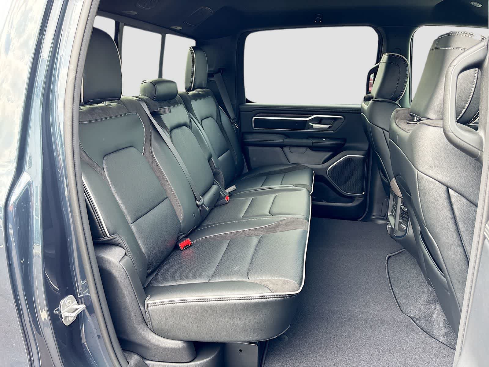 2026 RAM 1500 RAM 1500 LARAMIE CREW CAB 4X4 5'7' BOX