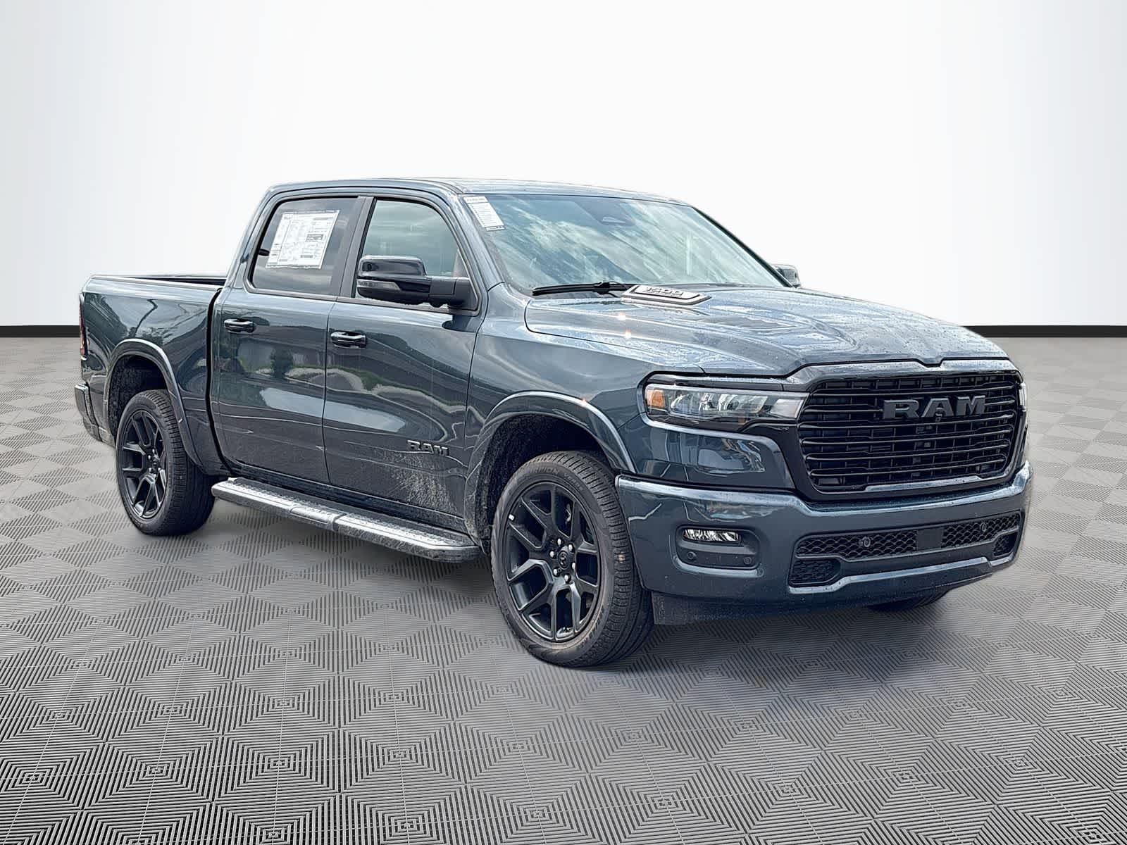 2026 RAM 1500 RAM 1500 LARAMIE CREW CAB 4X4 5'7' BOX