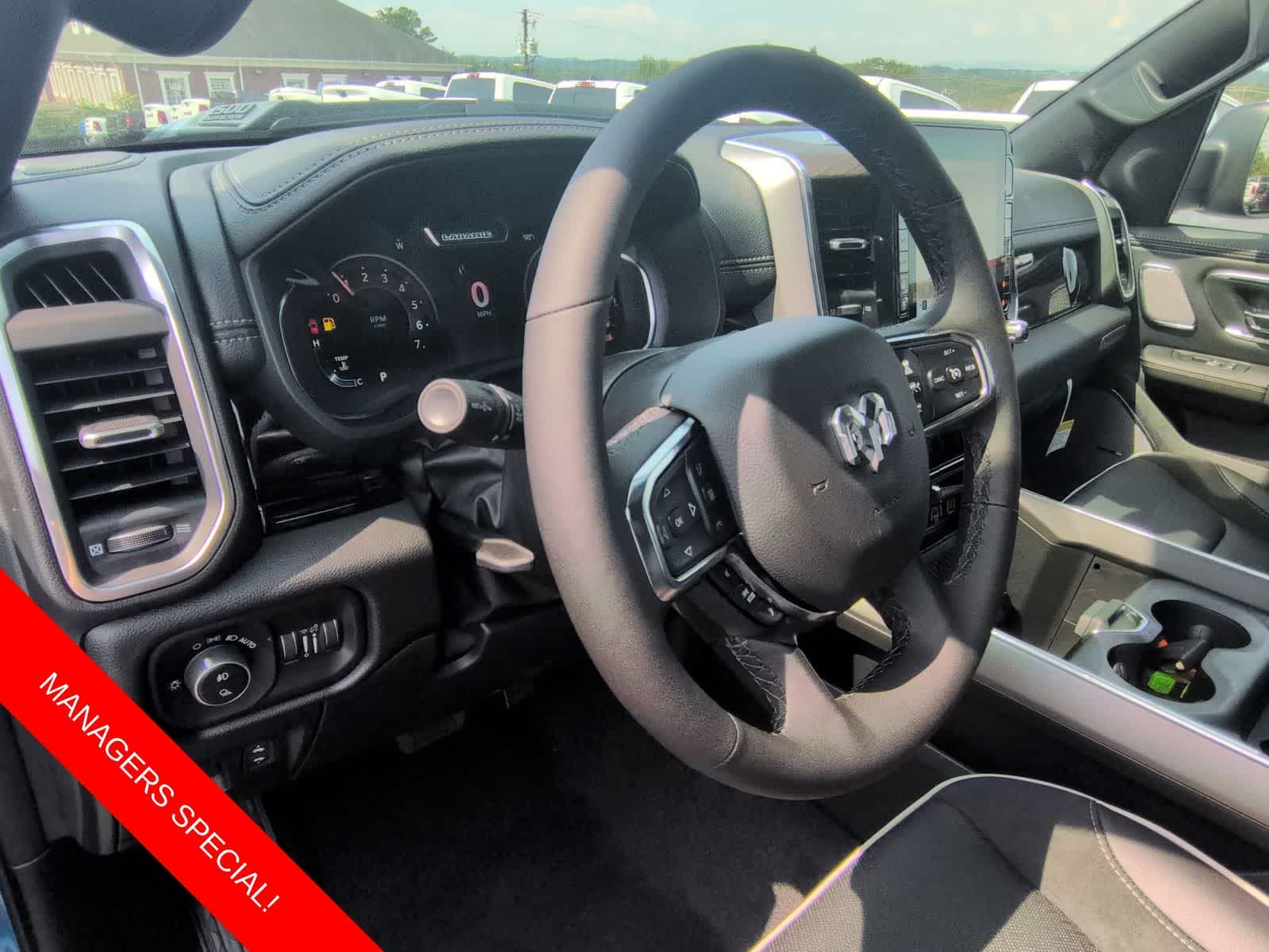 2026 RAM 1500 RAM 1500 LARAMIE CREW CAB 4X4 5'7' BOX