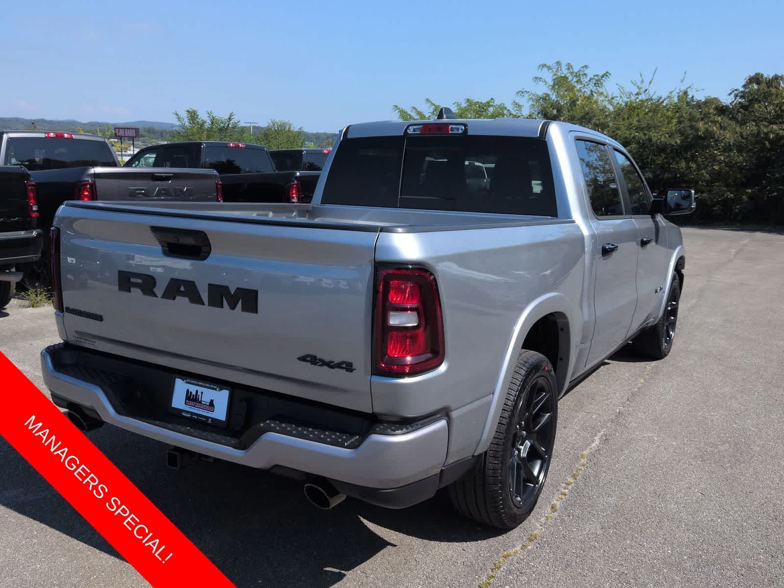 2026 RAM 1500 RAM 1500 LARAMIE CREW CAB 4X4 5'7' BOX