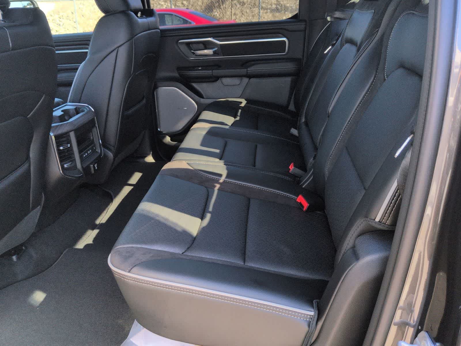 2026 RAM 1500 RAM 1500 LARAMIE CREW CAB 4X4 5'7' BOX