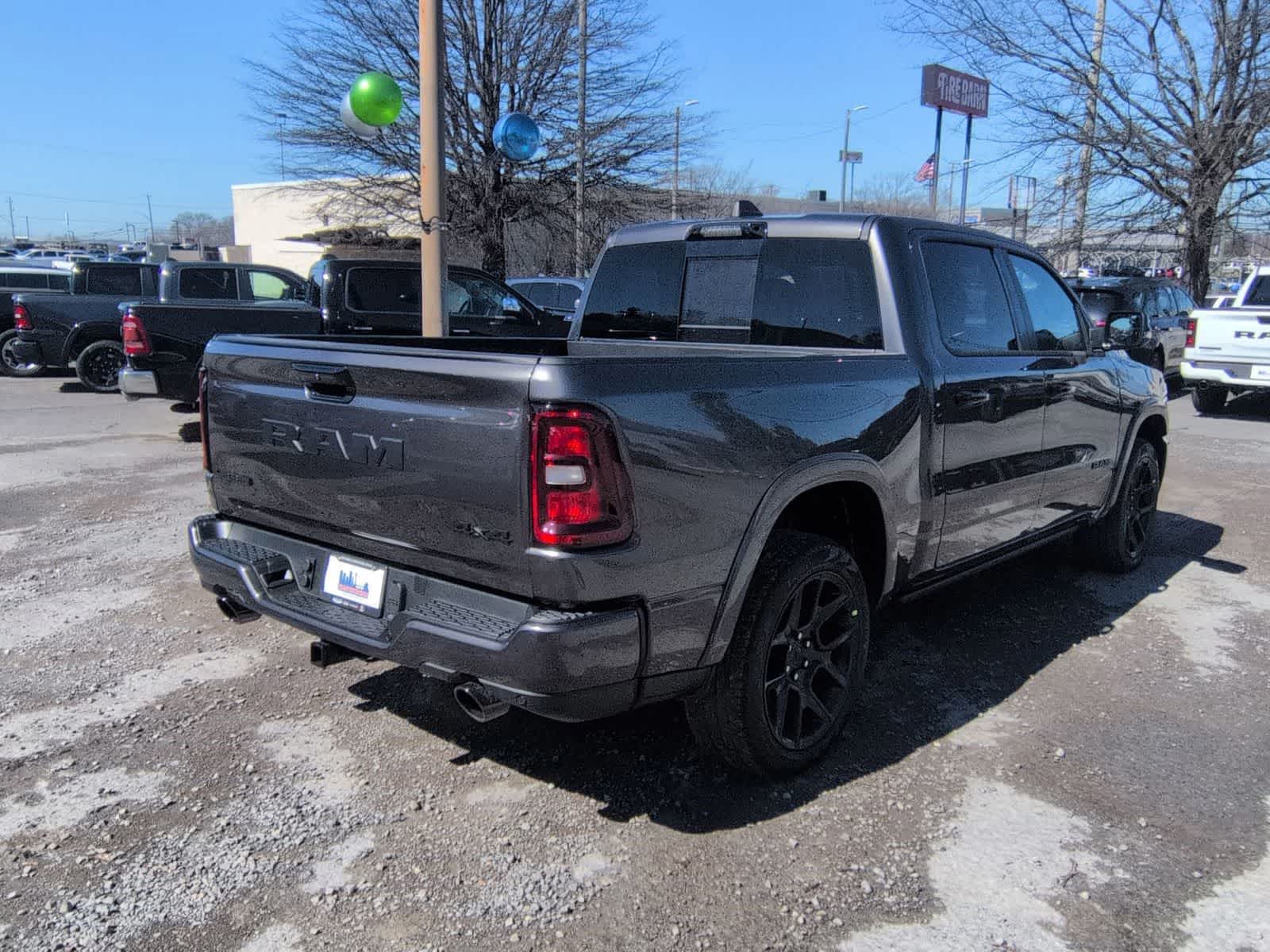 2026 RAM 1500 RAM 1500 LARAMIE CREW CAB 4X4 5'7' BOX