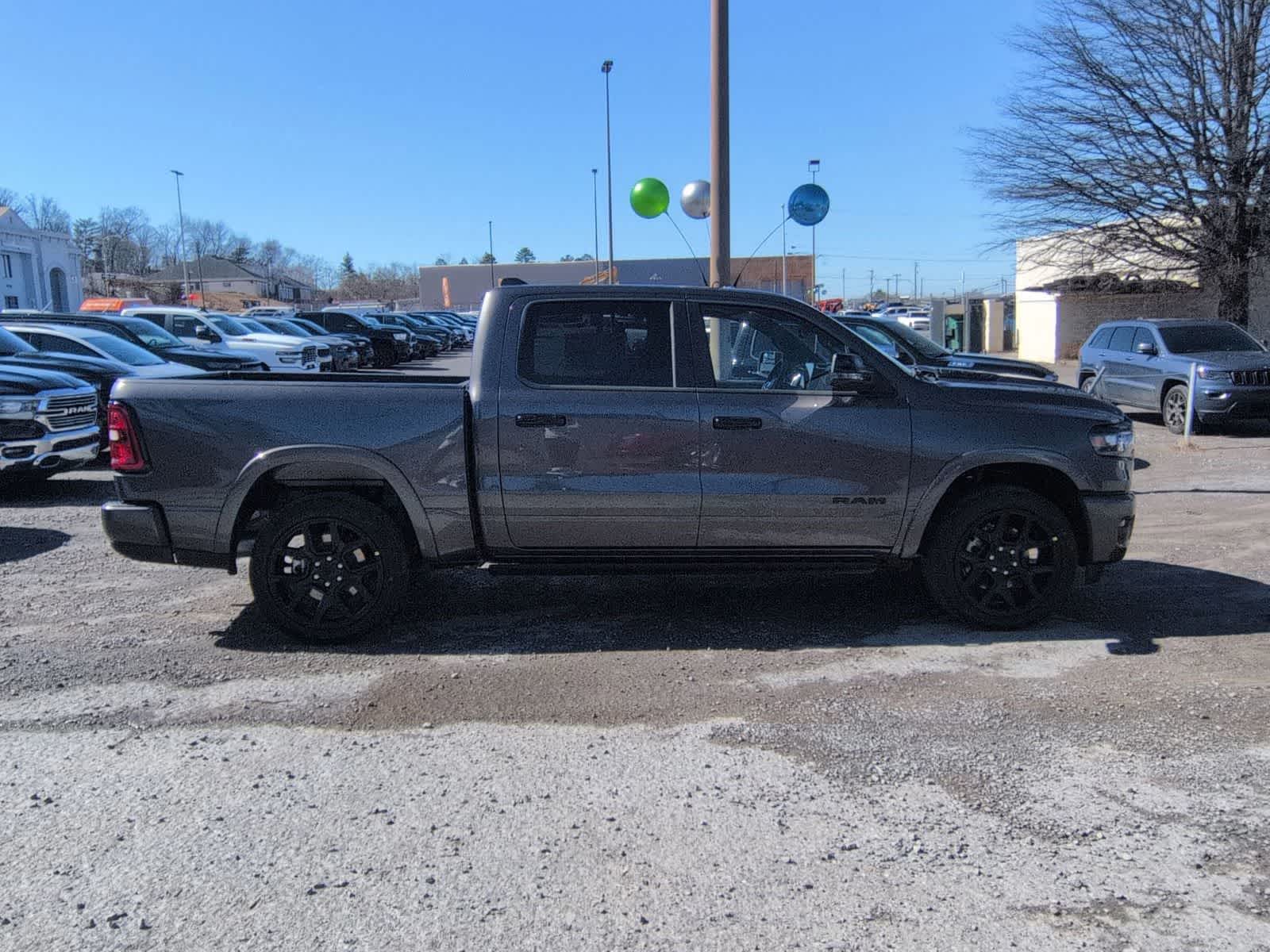 2026 RAM 1500 RAM 1500 LARAMIE CREW CAB 4X4 5'7' BOX
