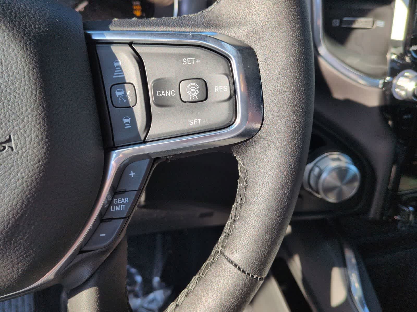 2026 RAM 1500 RAM 1500 LARAMIE CREW CAB 4X4 5'7' BOX