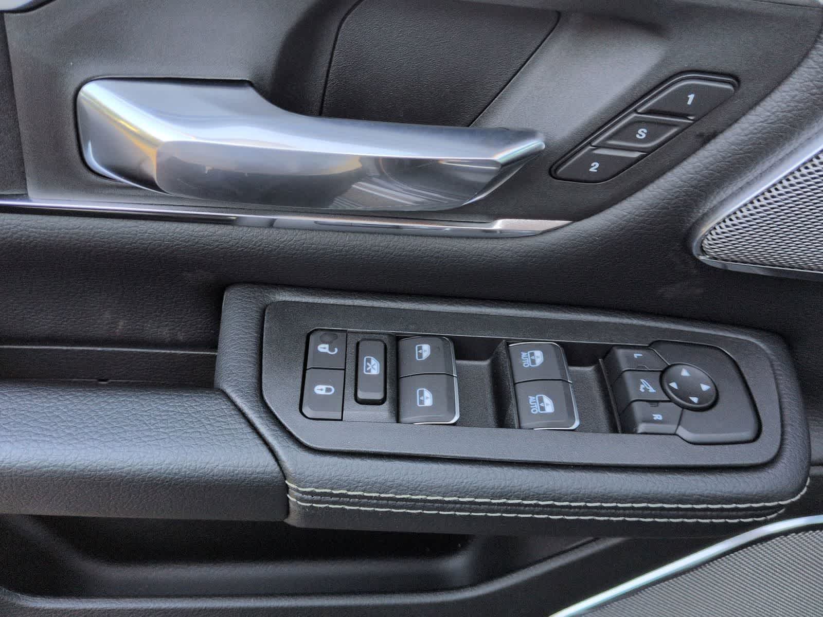 2026 RAM 1500 RAM 1500 LARAMIE CREW CAB 4X4 5'7' BOX