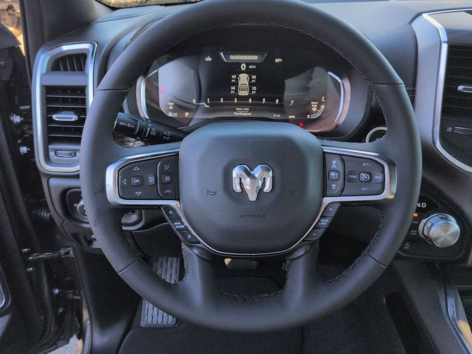 2026 RAM 1500 RAM 1500 LARAMIE CREW CAB 4X4 5'7' BOX