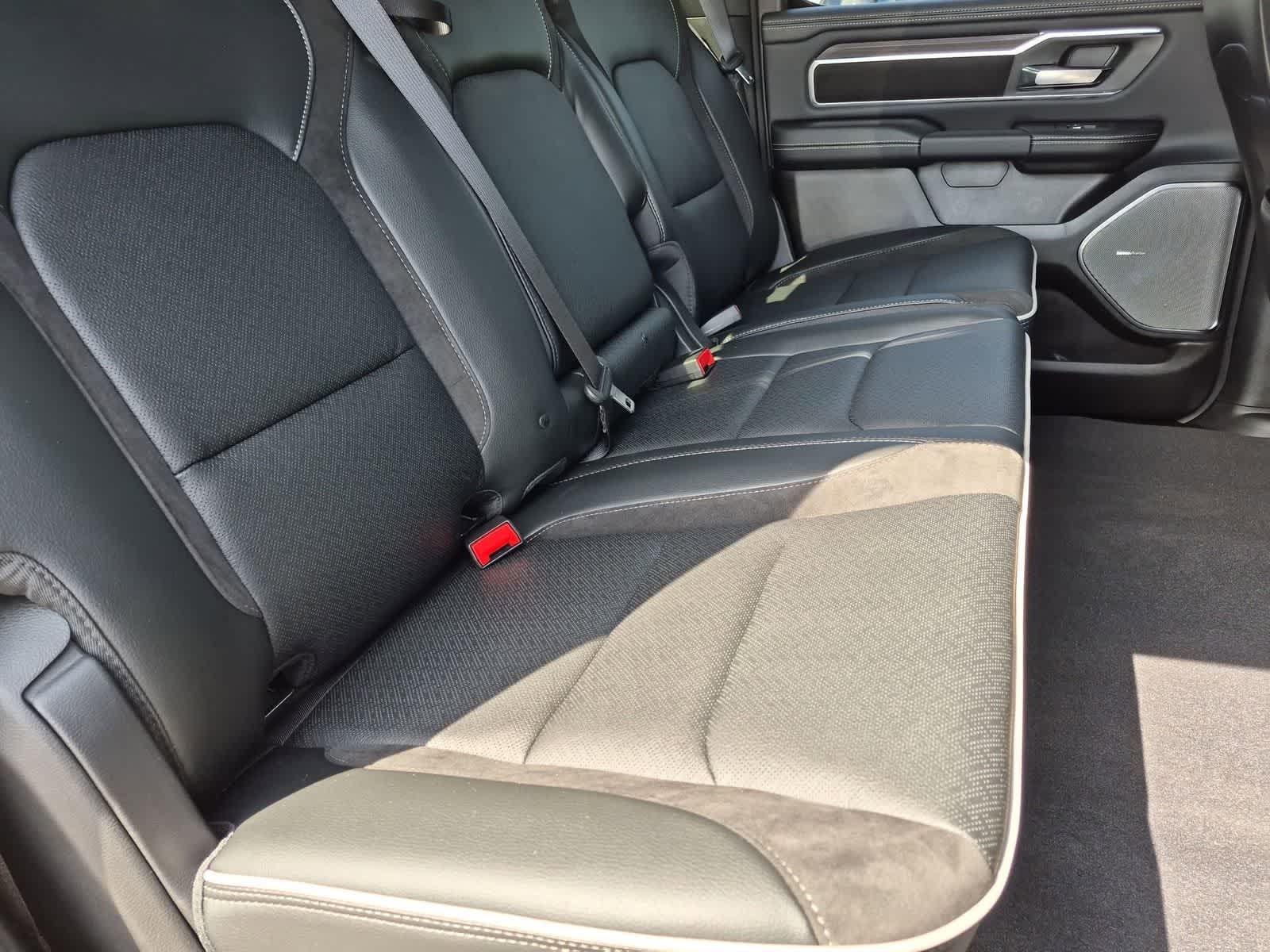 2026 RAM 1500 RAM 1500 LARAMIE CREW CAB 4X4 5'7' BOX