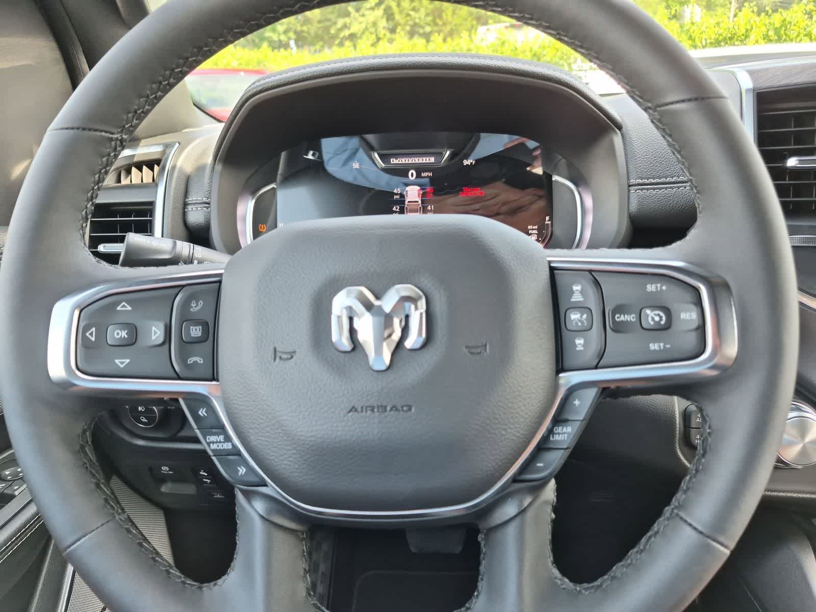 2026 RAM 1500 RAM 1500 LARAMIE CREW CAB 4X4 5'7' BOX