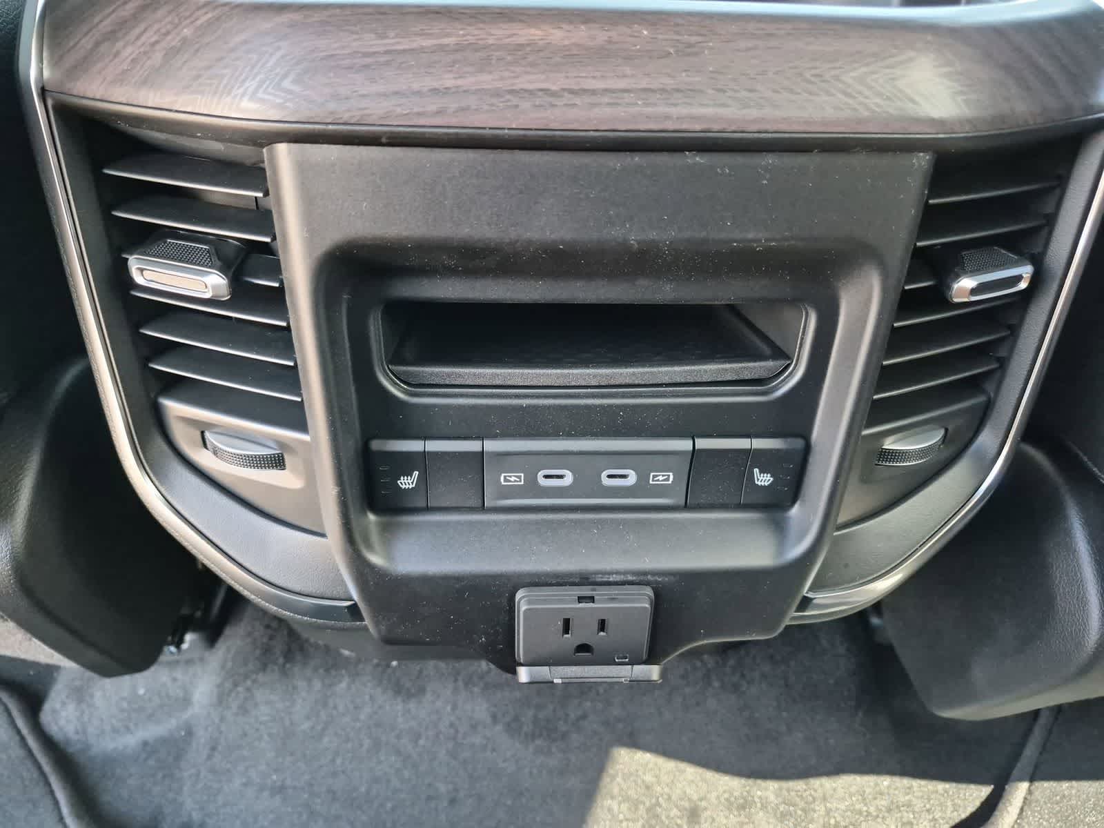 2026 RAM 1500 RAM 1500 LARAMIE CREW CAB 4X4 5'7' BOX
