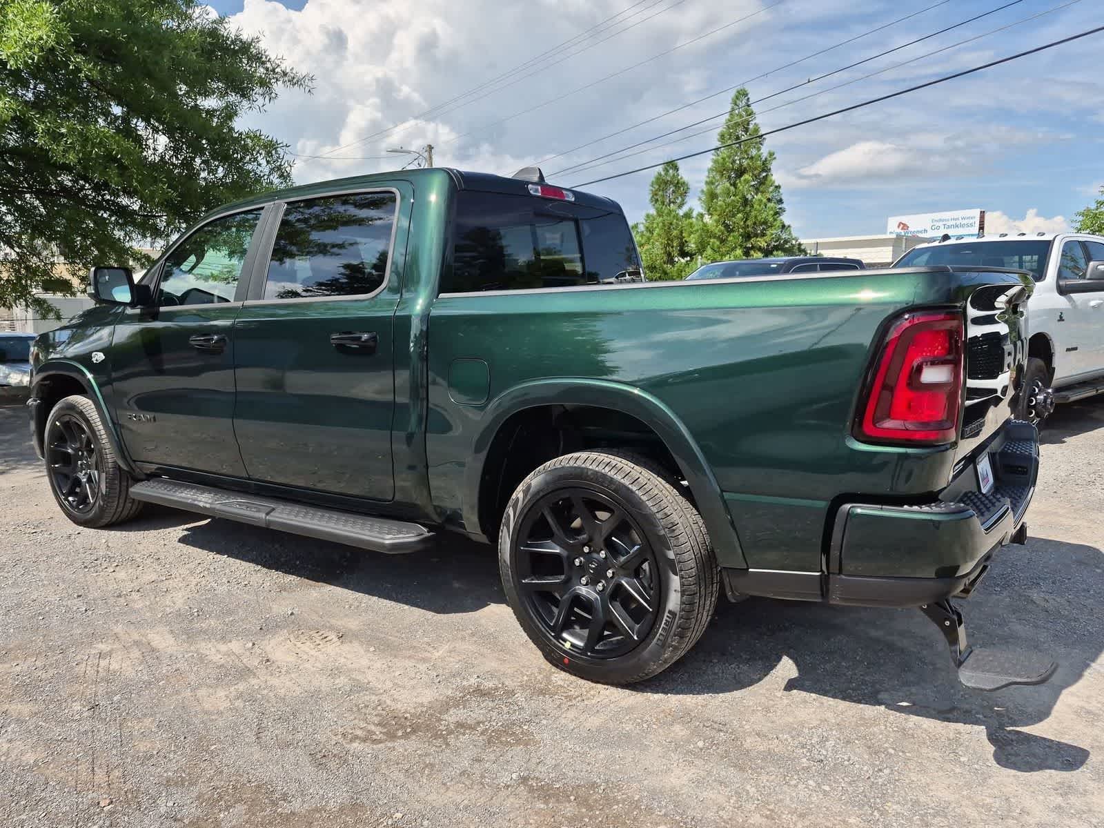 2026 RAM 1500 RAM 1500 LARAMIE CREW CAB 4X4 5'7' BOX