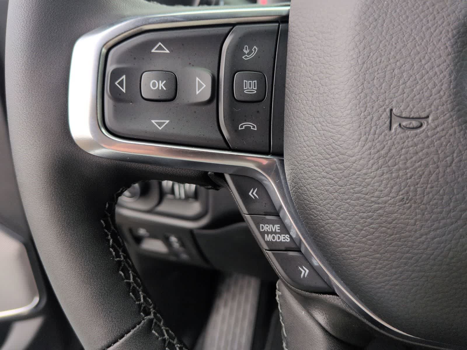 2026 RAM 1500 RAM 1500 LARAMIE CREW CAB 4X4 5'7' BOX