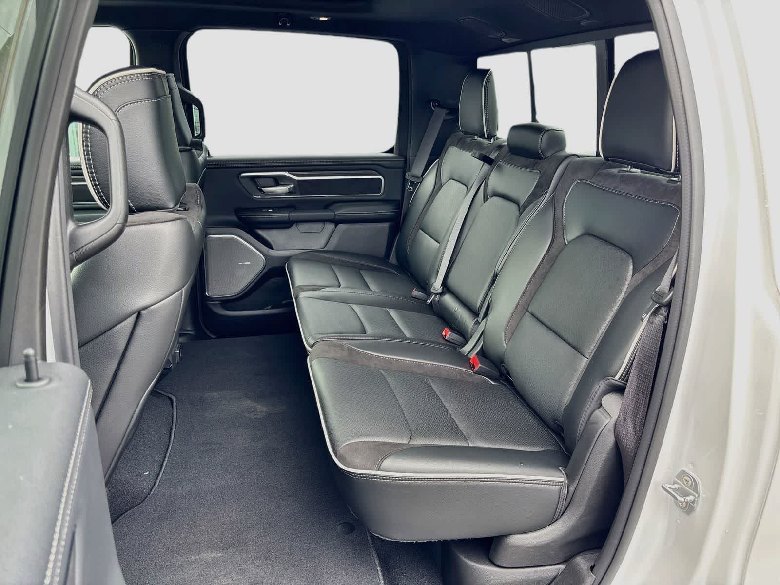 2026 RAM 1500 RAM 1500 LARAMIE CREW CAB 4X4 5'7' BOX