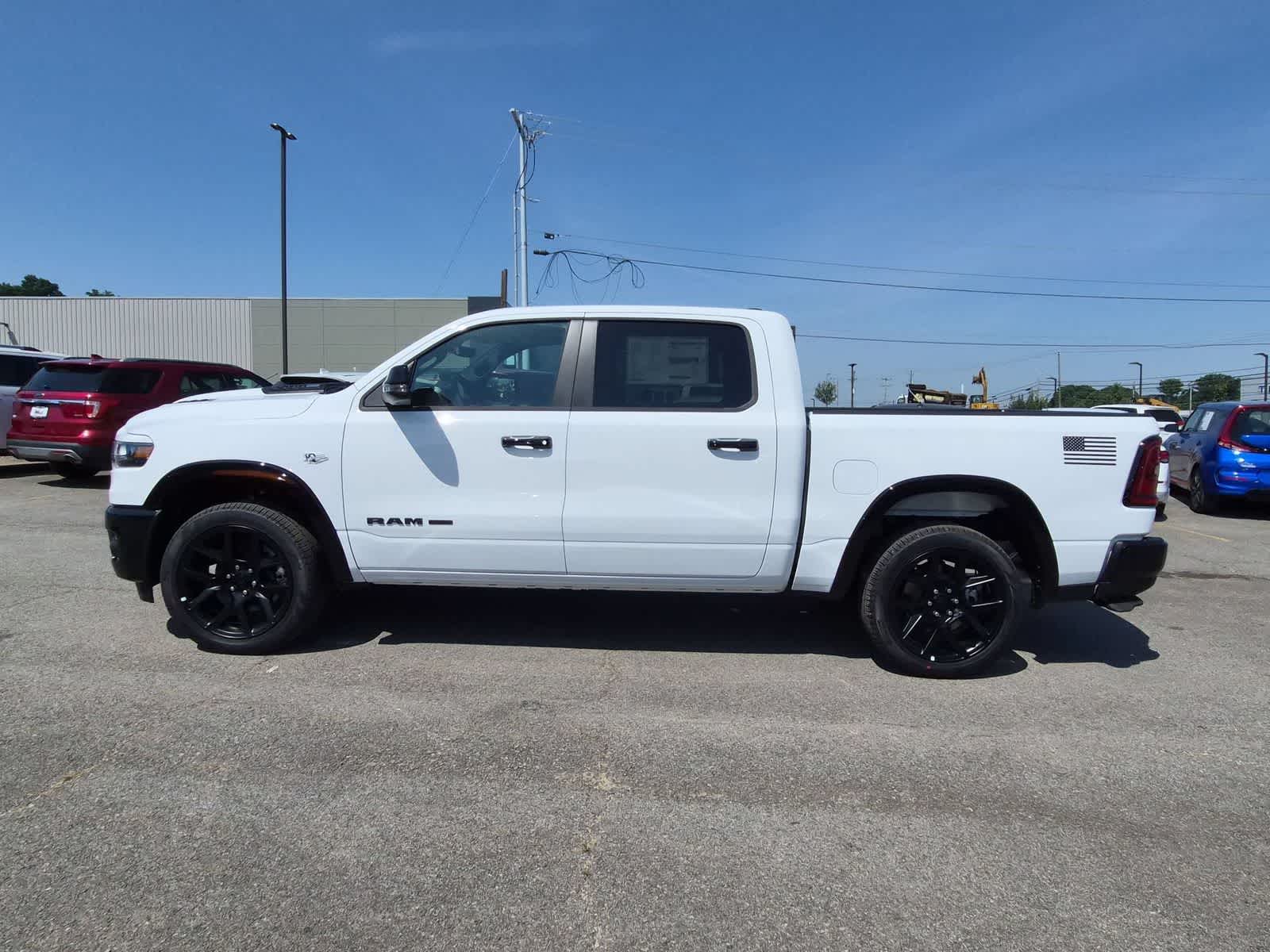 2026 RAM 1500 RAM 1500 LARAMIE CREW CAB 4X4 5'7' BOX