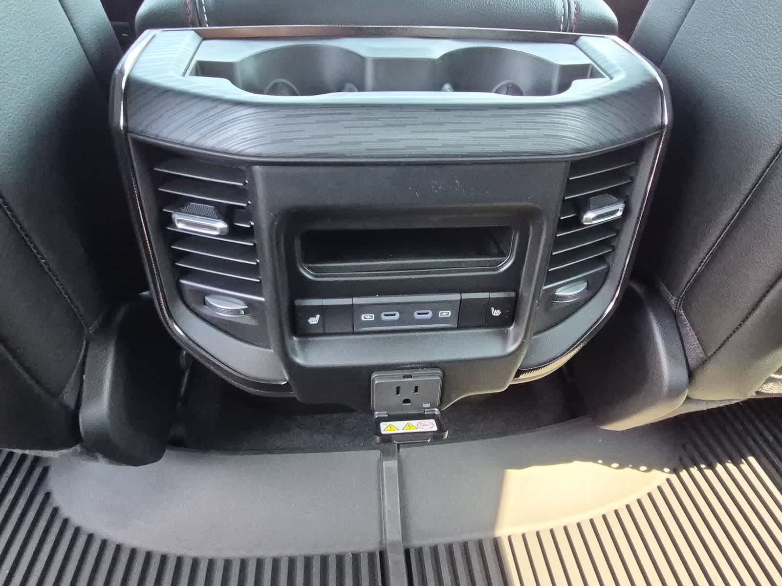 2026 RAM 1500 RAM 1500 LARAMIE CREW CAB 4X4 5'7' BOX