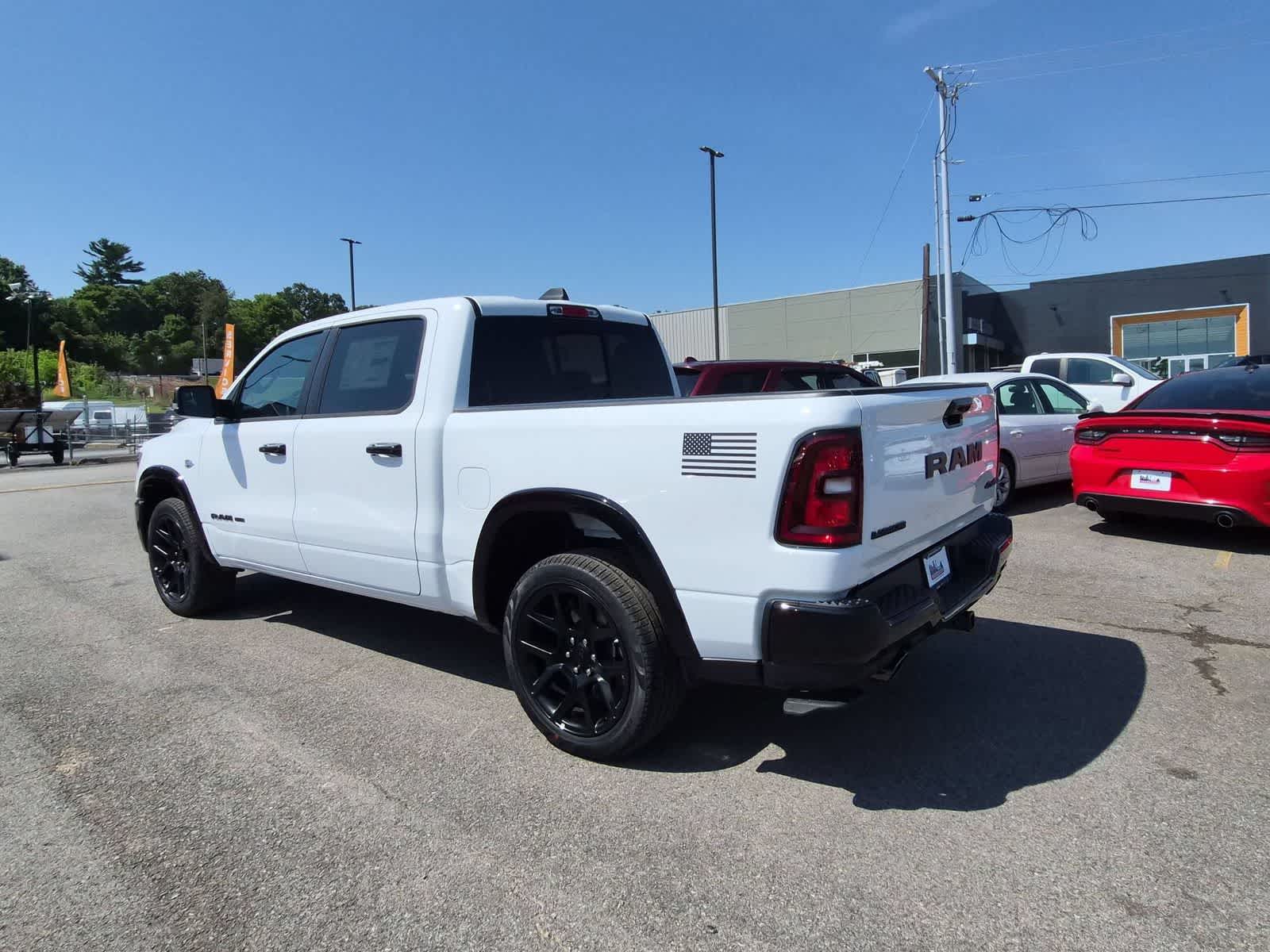 2026 RAM 1500 RAM 1500 LARAMIE CREW CAB 4X4 5'7' BOX