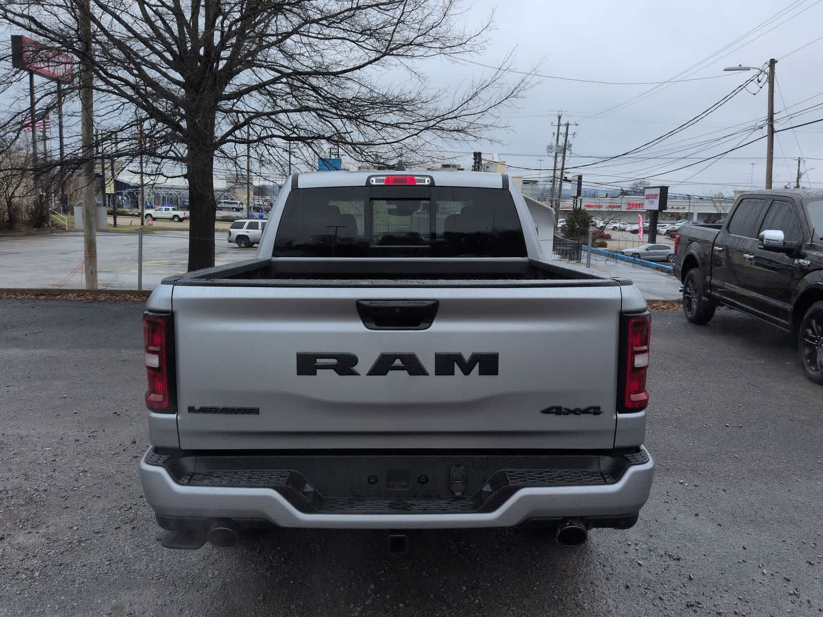 2026 RAM 1500 RAM 1500 LARAMIE CREW CAB 4X4 5'7' BOX