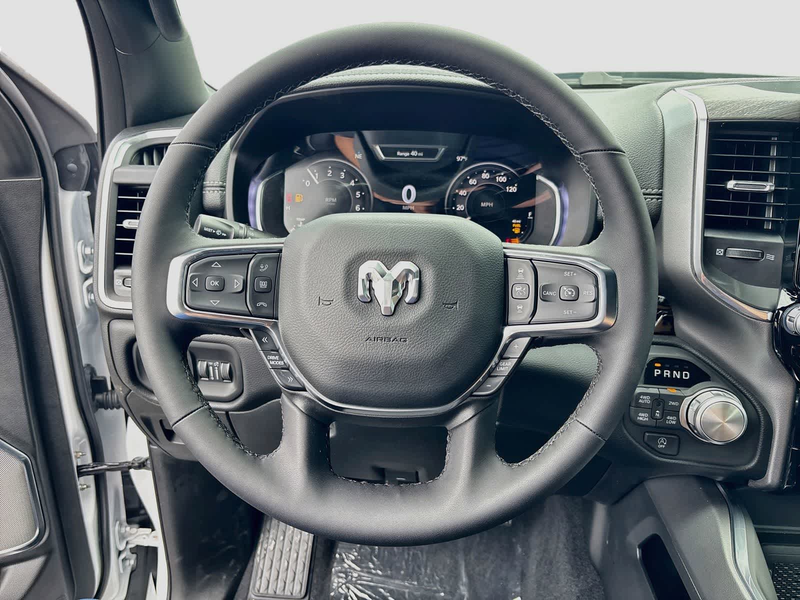 2026 RAM 1500 RAM 1500 LARAMIE CREW CAB 4X4 5'7' BOX