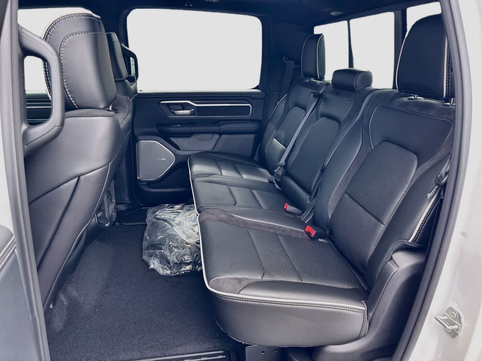 2026 RAM 1500 RAM 1500 LARAMIE CREW CAB 4X4 5'7' BOX