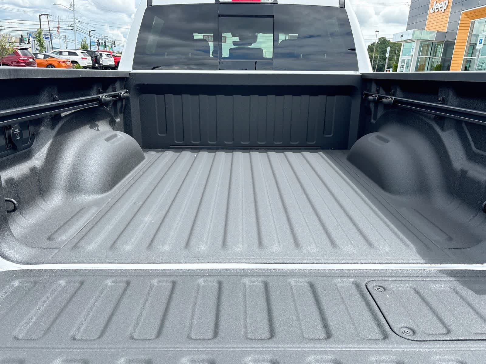 2026 RAM 1500 RAM 1500 LARAMIE CREW CAB 4X4 5'7' BOX