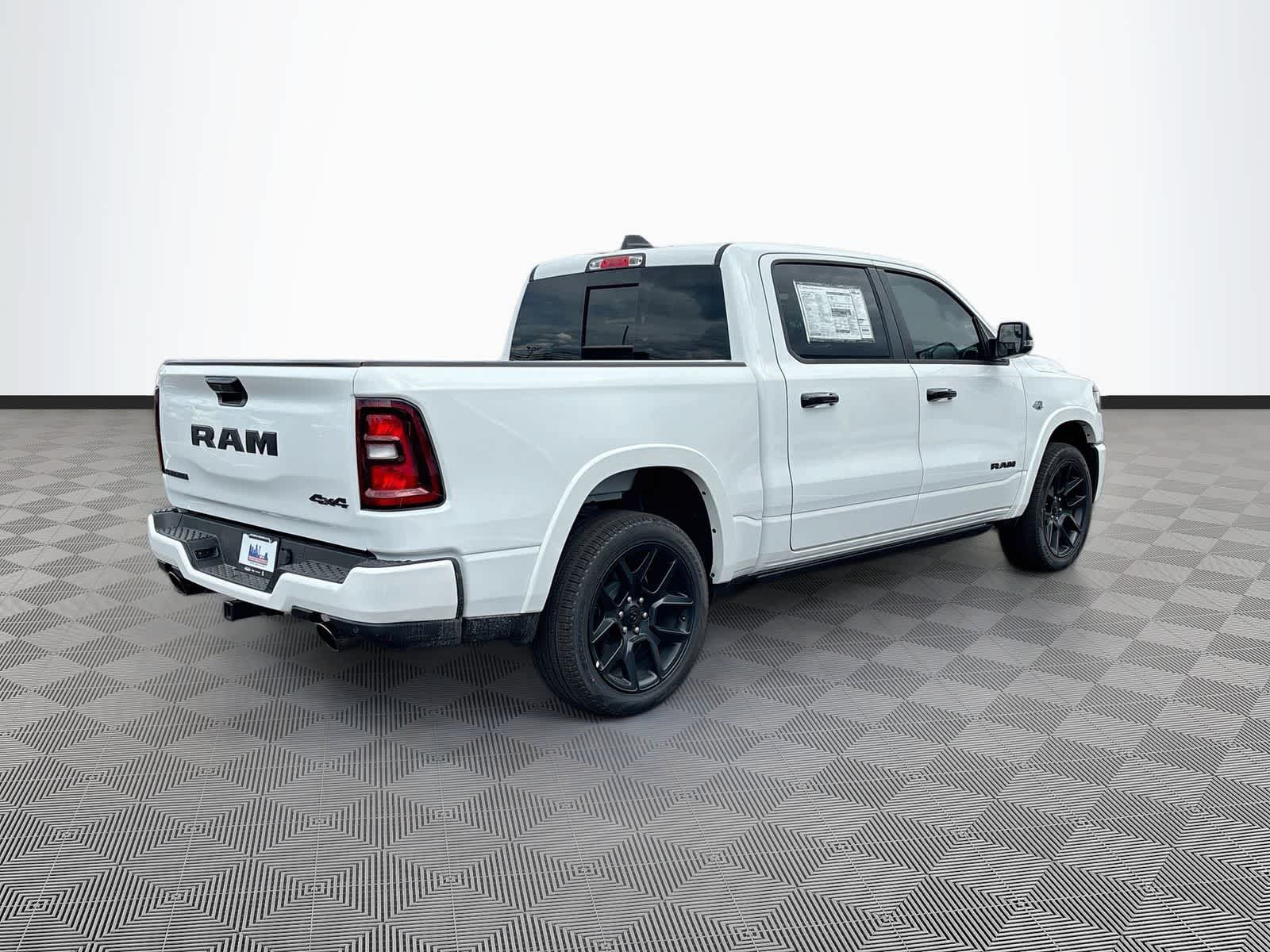 2026 RAM 1500 RAM 1500 LARAMIE CREW CAB 4X4 5'7' BOX