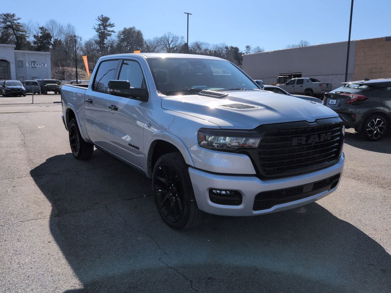 2026 RAM 1500 RAM 1500 LARAMIE CREW CAB 4X4 5'7' BOX