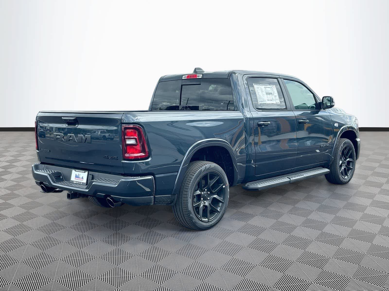 2026 RAM 1500 RAM 1500 LARAMIE CREW CAB 4X4 5'7' BOX