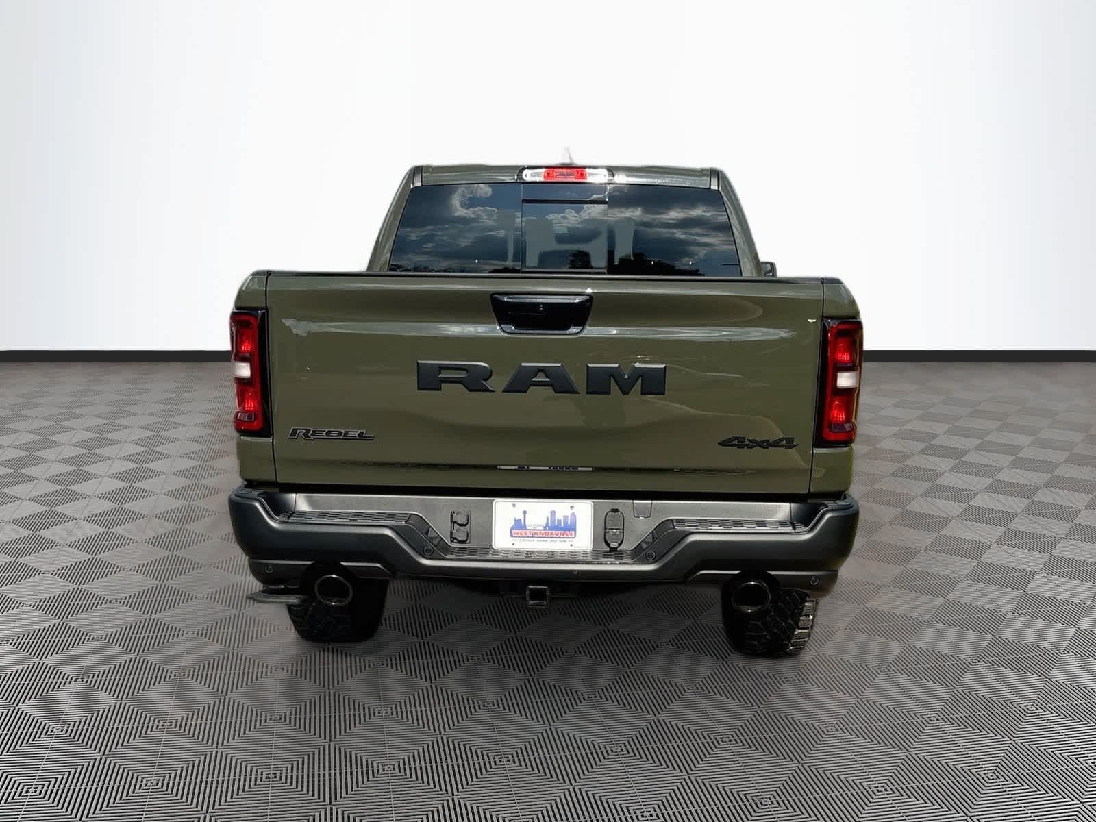 2027 RAM 1500 RAM 1500 REBEL CREW CAB 4X4 5'7' BOX
