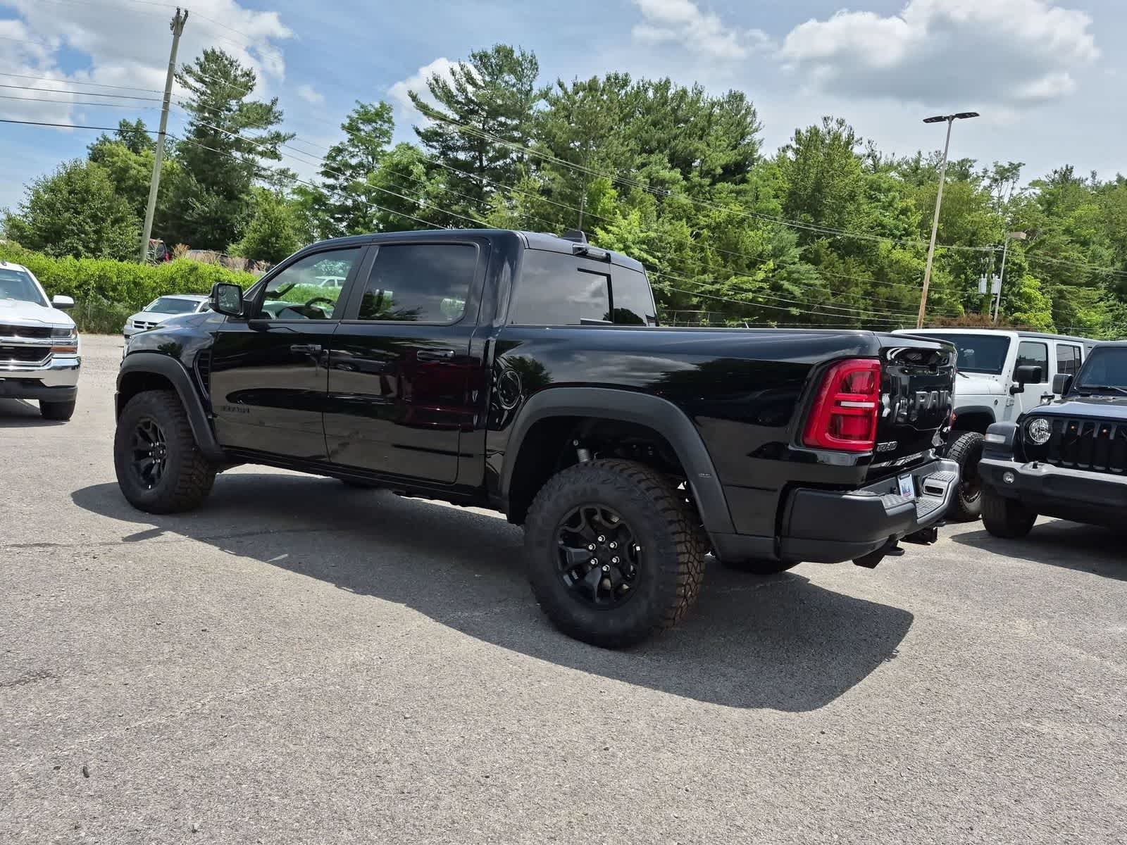 2026 RAM 1500 RAM 1500 RHO CREW CAB 4X4 5'7' BOX