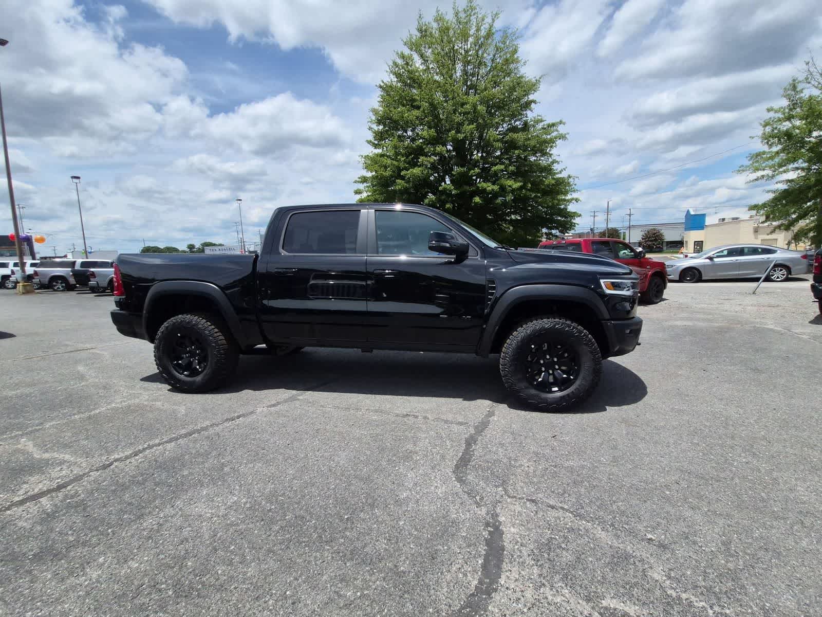 2026 RAM 1500 RAM 1500 RHO CREW CAB 4X4 5'7' BOX