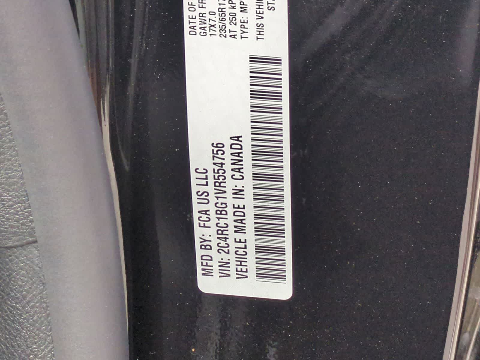 2027 Chrysler Pacifica Select