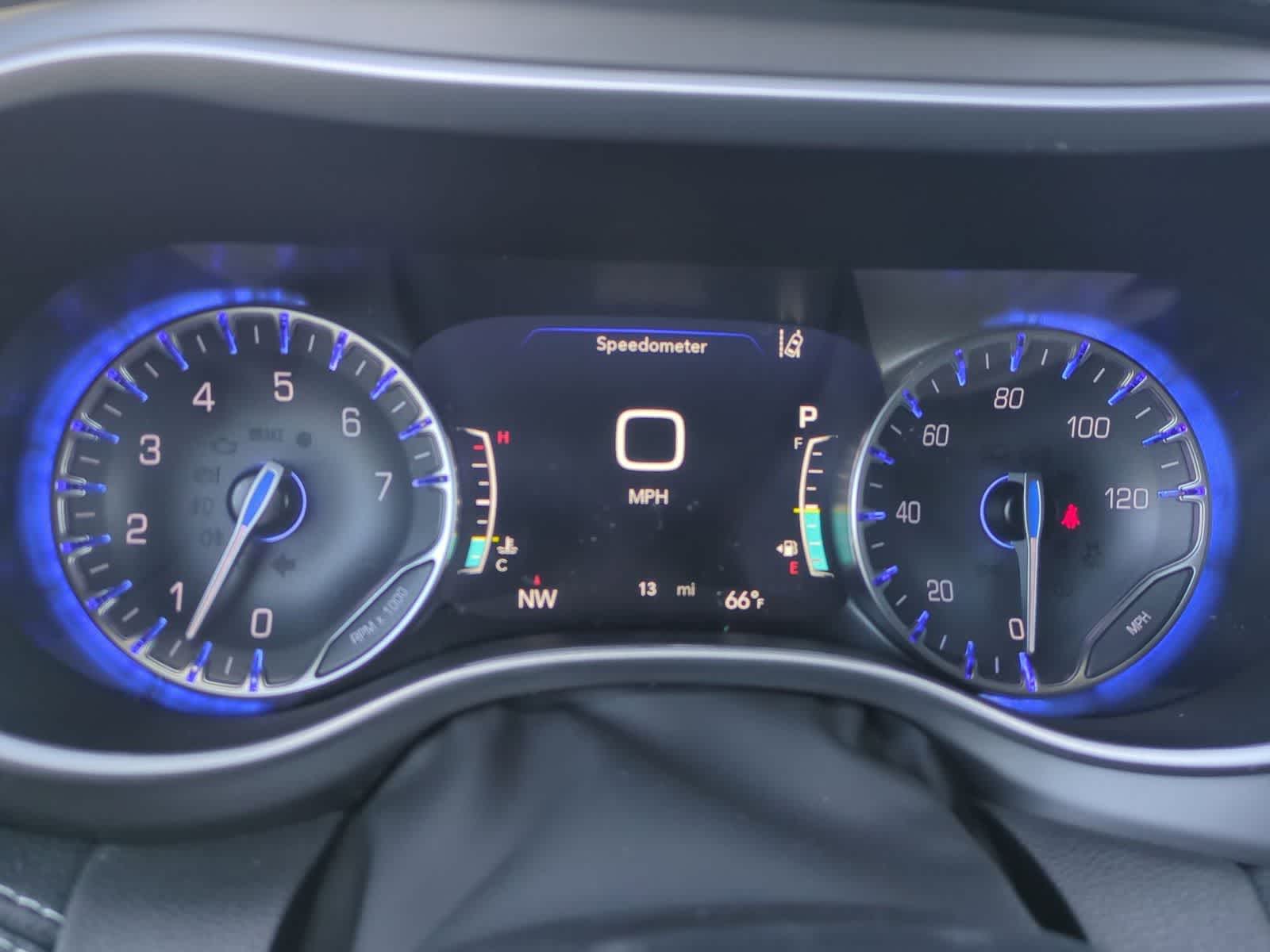 2027 Chrysler Pacifica PACIFICA SELECT