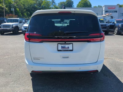 2027 Chrysler Pacifica PACIFICA SELECT